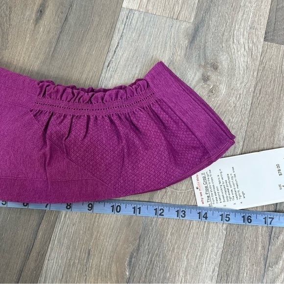 ❄️ LULULEMON In The Flow Crop Size 4 - Picture 7 of 7